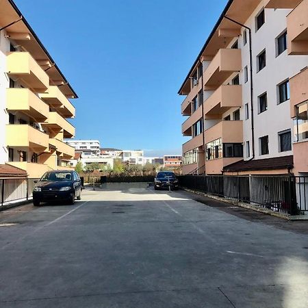 Garsoniera- Bulevard Dem Radulescu Râmnicu Vâlcea Esterno foto