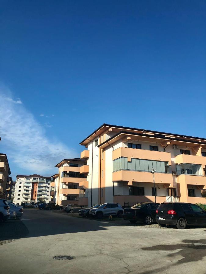 Garsoniera- Bulevard Dem Radulescu Râmnicu Vâlcea Esterno foto